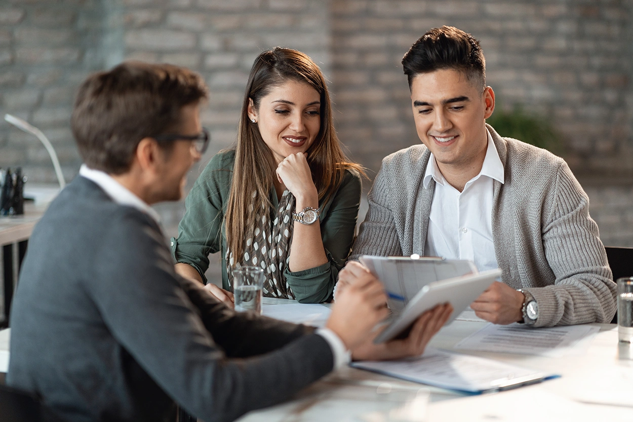 Join a Team That Empowers Financial Futures